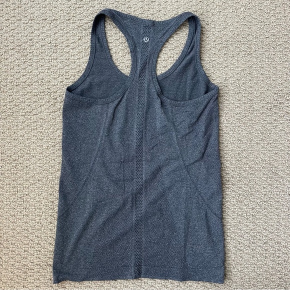 Lululemon Swiftly Tech Racerback Tanktop - Picture 2 of 2